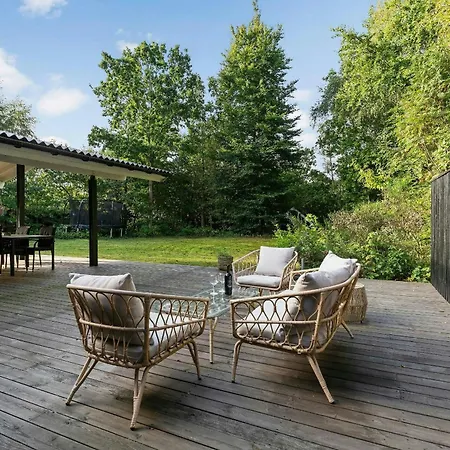 Bright Summer House Near In Sejerobugten بيت للعطل Hove Strand